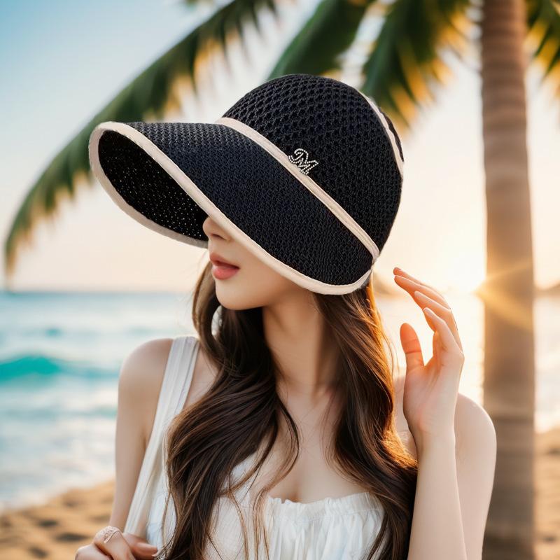 Sunshade Hat for Women In Summer Face Covering, Large Eave Sun Protection Fashionable and Versatile Empty Top Hat for Summer