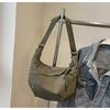 Large capacity dumpling bag Korean version literary shoulder bag new commuter women fashion casual versatile messenger bag