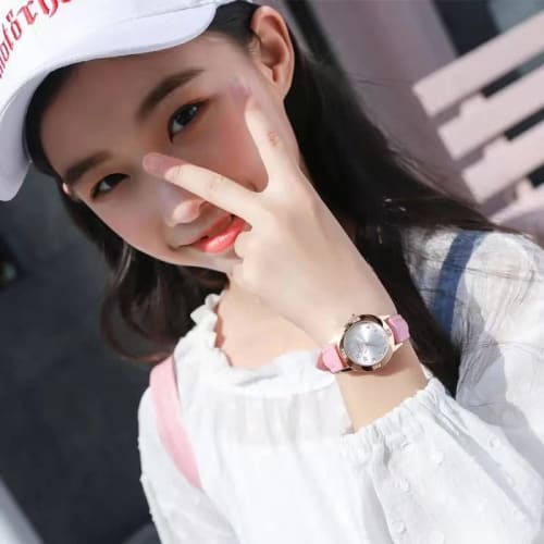 Girls' Watch, Popular and Cute, Leather Band, Luminous Quartz Movement, Fashionable, Women's Watch (Pink)