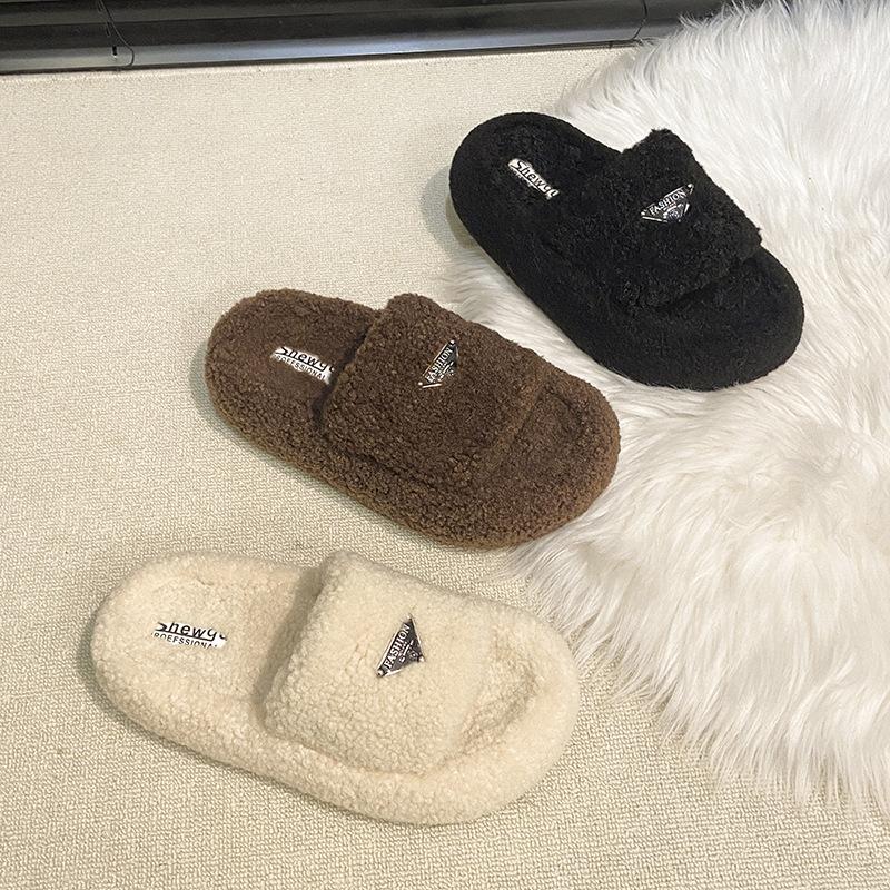 Mao Mao Slippers Women Wear Thick Soles To Increase the Height of Autumn and Winter Cotton Towing Home Light Luxury Inverted Triangle Explosion Plush