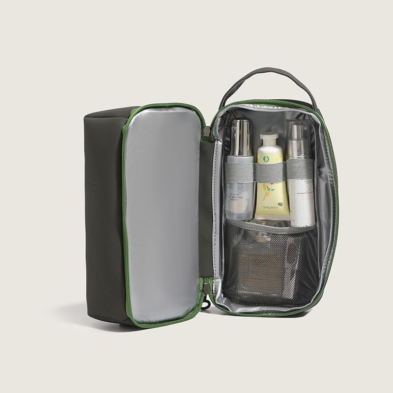 Versatile Waterproof Makeup Bag: Large, Lightweight, Wet-Dry Separation, Durable Toiletries Storage