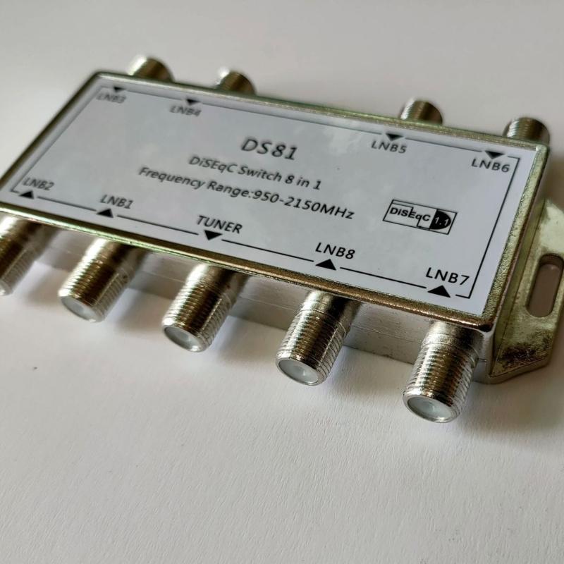 Professional 8 Input 1Output Satellite TV Signal Switching With Plating Design For Satellites TVs & Security Systems