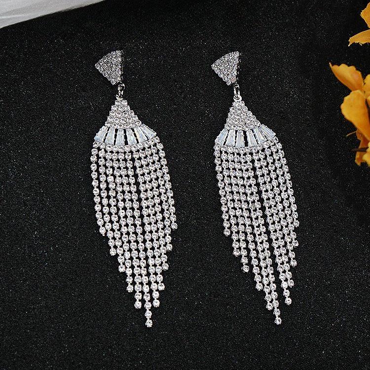 

Шикарные европейские и американские серьги с кисточками - Звездный стиль, Высококлассный и Драматичный дизайн