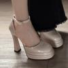 Sandalias de pasarela femeninas Mary Jane impermeables bolso de escritorio cabeza hueca hebilla de una tira con suela gruesa tacón grueso tacones altos beige