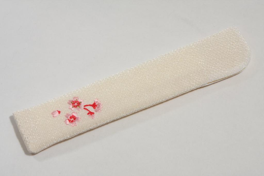 Faltfächer Blüte Handgefertigt von Kyoto Kommt mit Fächerpapierbox Inklusive [Hasegawa] „Kirschblütenmuster“ Zweiseitiges Design, Handwerker, Bestickt, Etui,