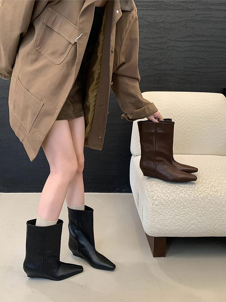 2025 autumn and winter new fashion versatile comfortable low heel boots square head short boots French temperament wedge short tube