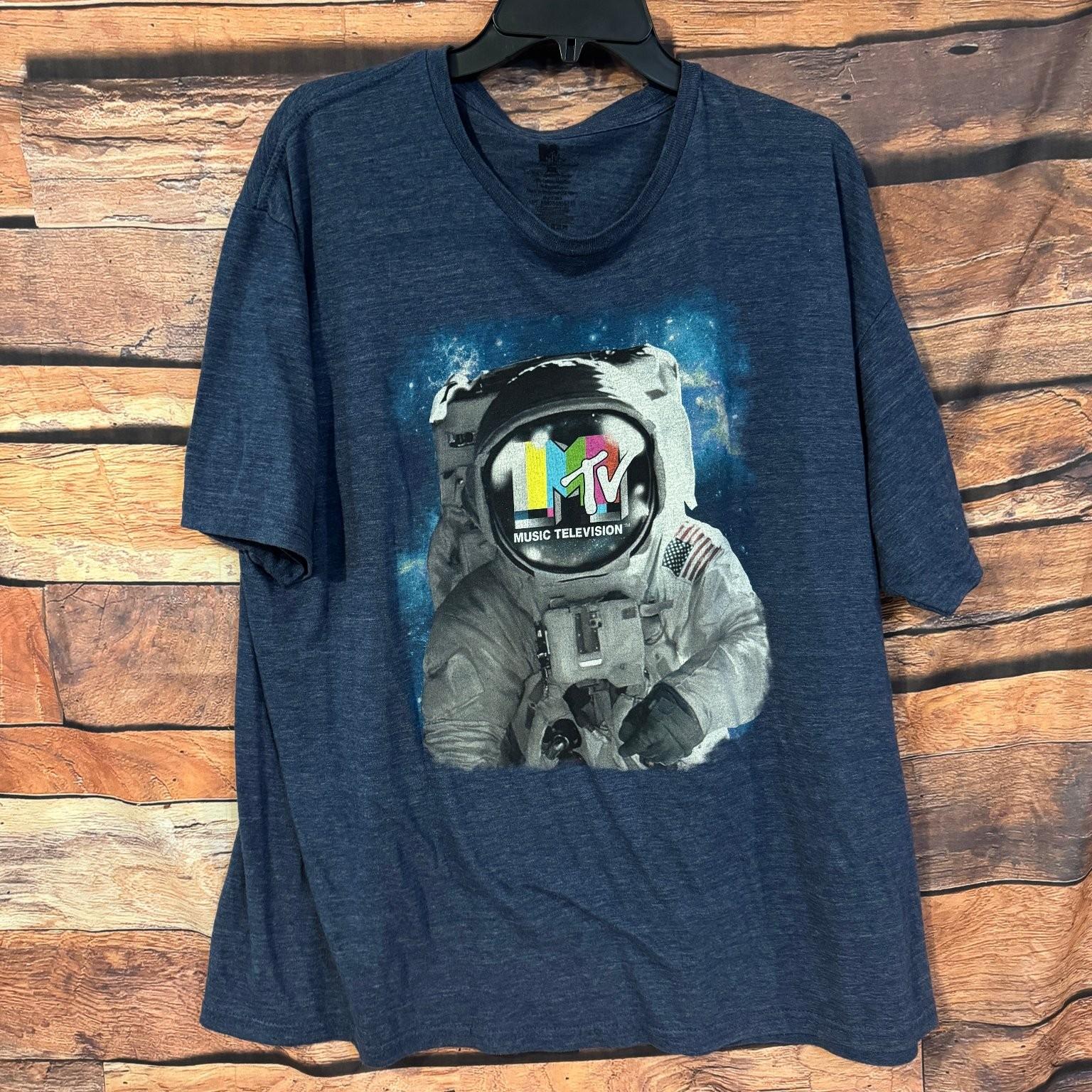 MTV Men s 2XL Heather Blue Astronaut Space Graphic Cotton Blend Unisex T-Shirt L