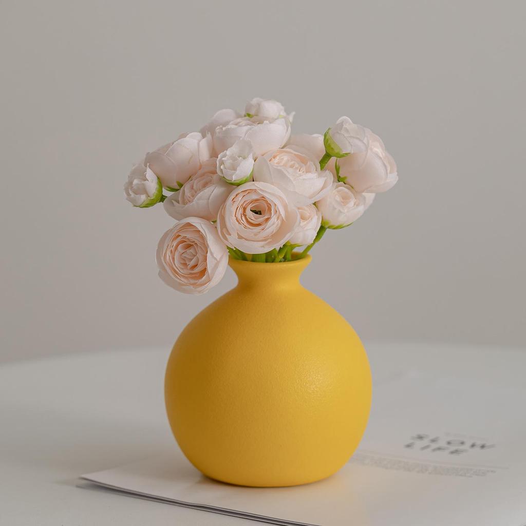 Modern Minimalist Black Ceramic Vase for Home Décor - Small Dried Flower Vase for Living Room