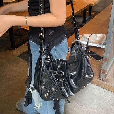 Large-capacity Fashionable Riveted Parisian Motorcycle Single-shoulder Crossbody Bag