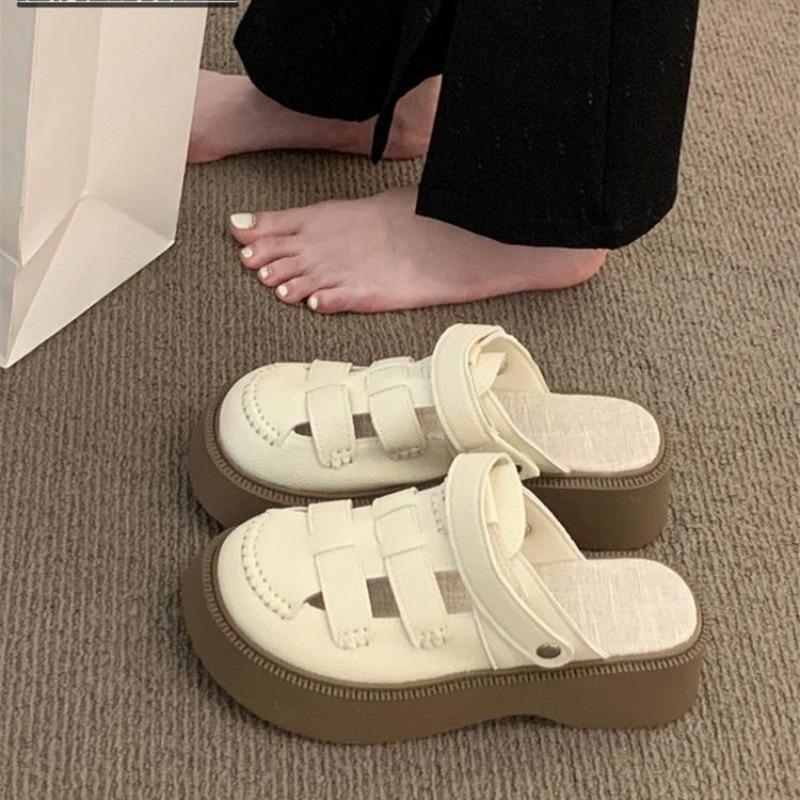 Fashion Women Sandals with Heels Summer Punk Height Increasing Sandal Motorcycle Gothic Woman Shoes Leather Black Platform Sandals Women