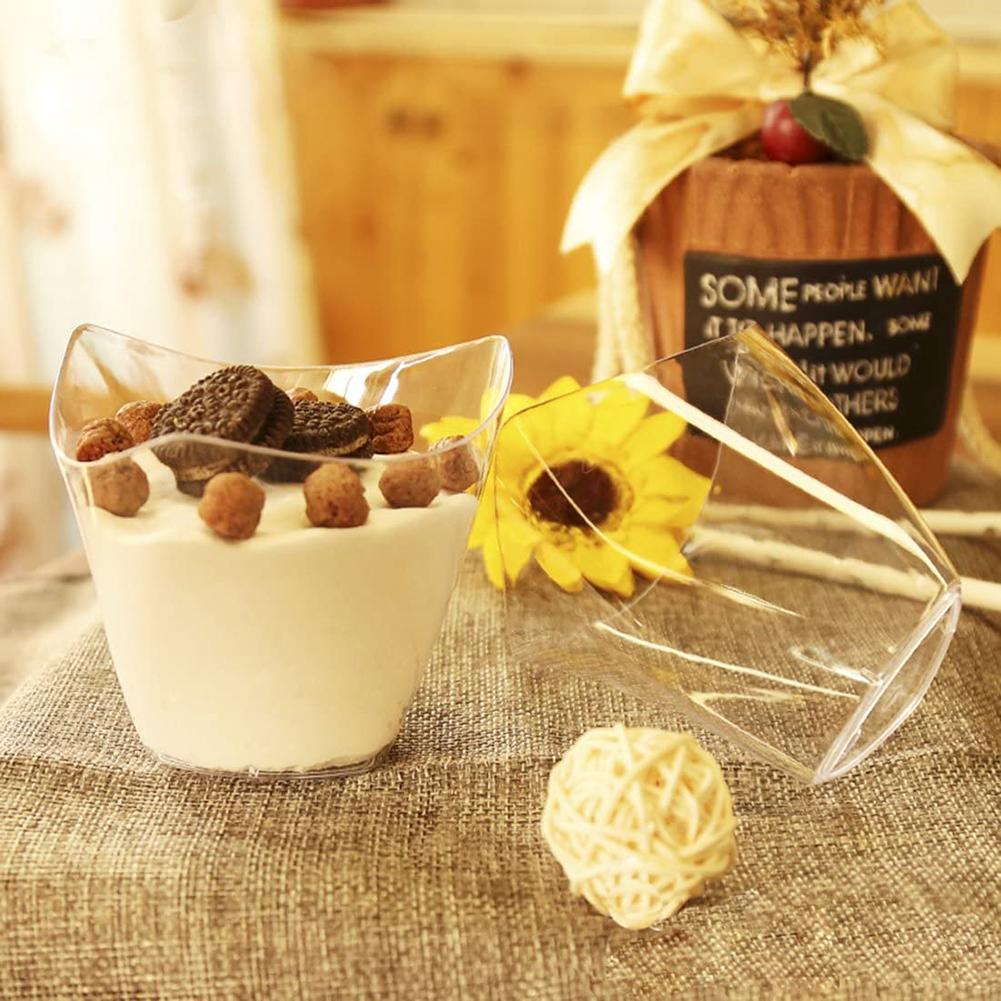 50PCS Reusable Appetizer Cups 135ml Plastic Dessert Cups Yogurt Mousses Pudding Container Tableware Party Festival Decor