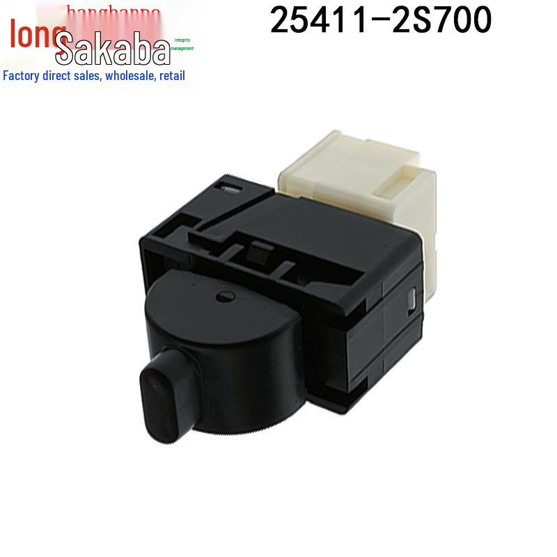 

25411-2S700 Nissan Pickup D22 Rear Door Window Lifter Switch Tianjing Half