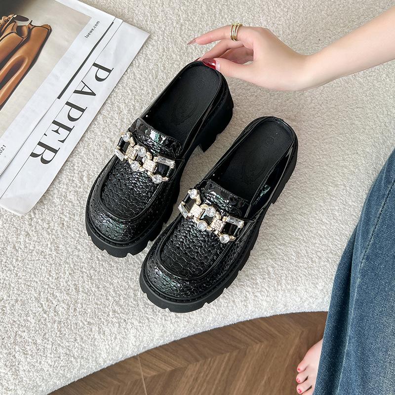 

Баотоу маленькие кожаные туфли женские летние дышащие сетчатые одинарные туфли толстая подошва толстый каблук на одной педали сетчатая пряжа 33 чёрный