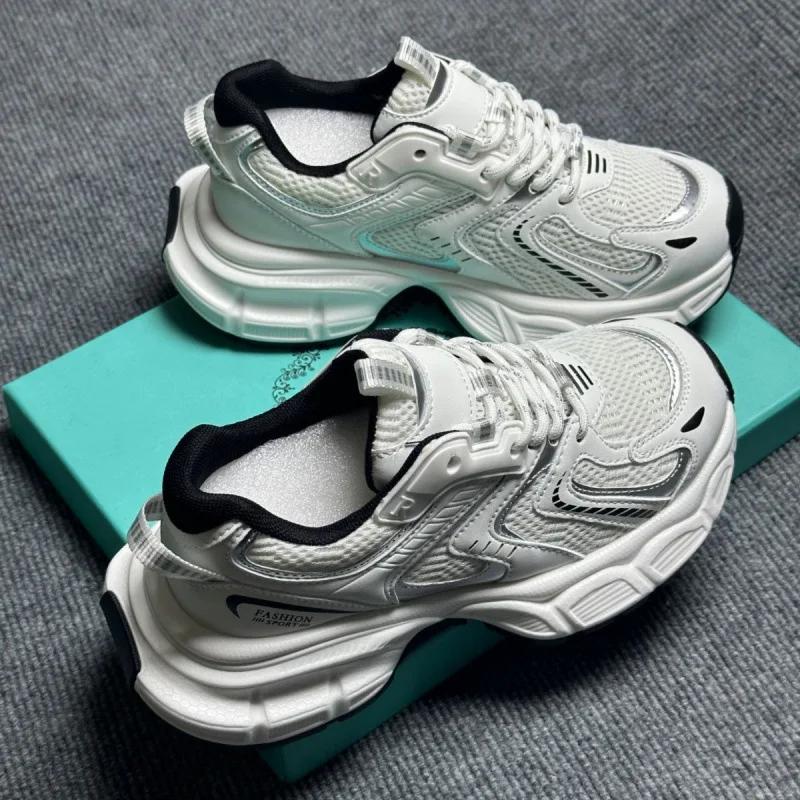 Fashion White Casual Lightweight Sports Shoes Women's 2025 Breathable New Style Thick Base Shoes Trendy Streetwear Increases Height