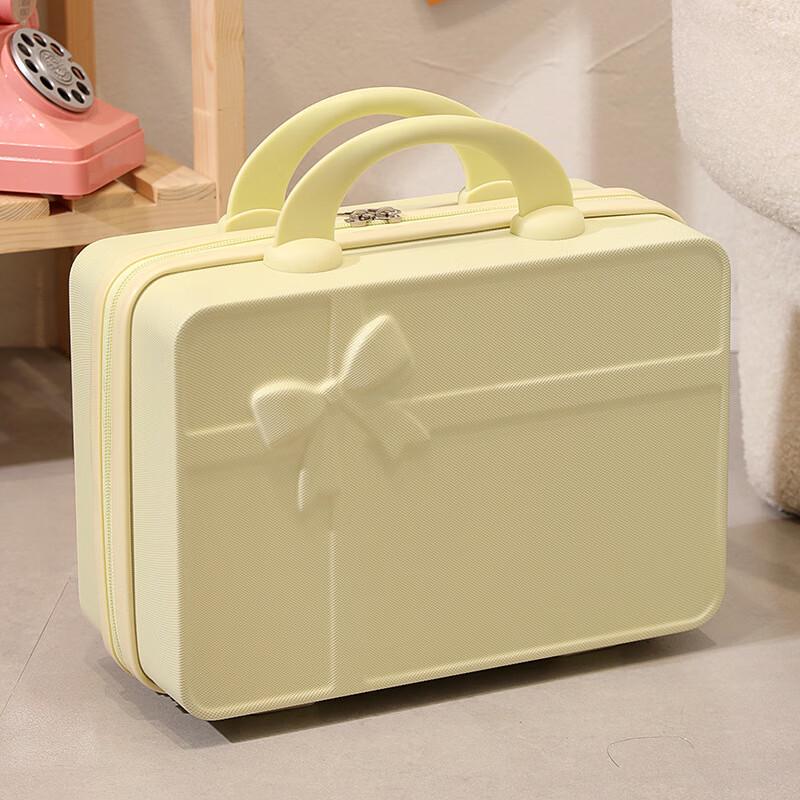 OEING Bowtie Cosmetic Travel Case