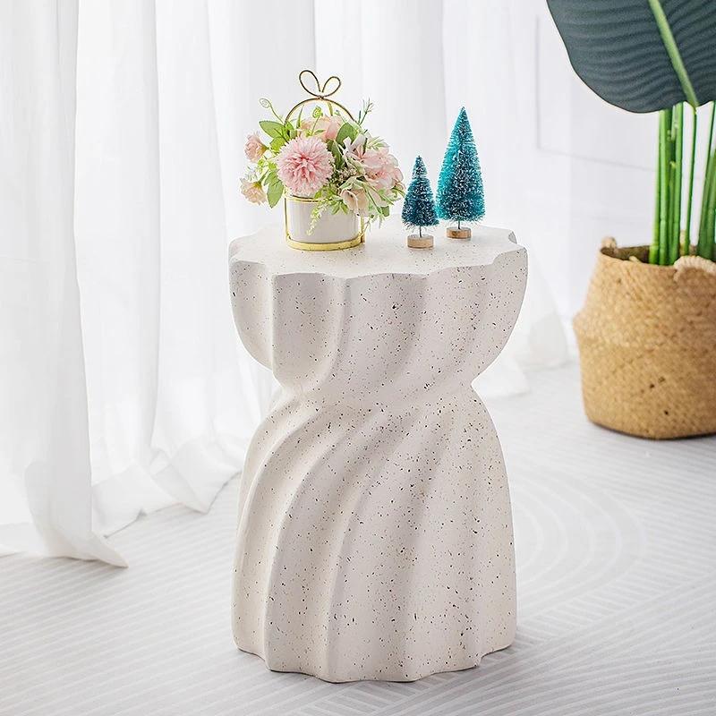 Nordic Coffee Tables Creative Luxury Round Bedside Tables Multifunctional Mini Morden Living Room Decoration Furnitures