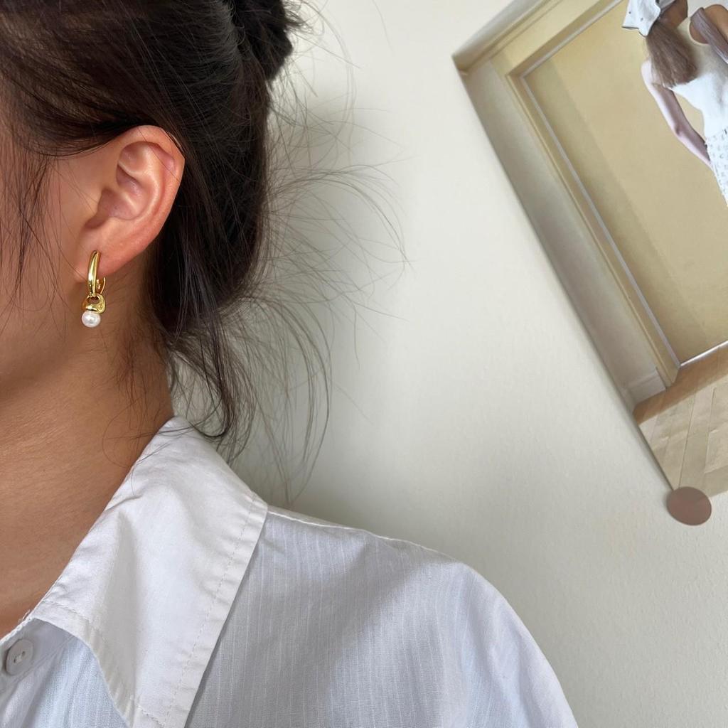 Elegant Minimalist Pearl U-Shaped Metal Dangle Earrings: Versatile, Exquisite, and Light Luxury