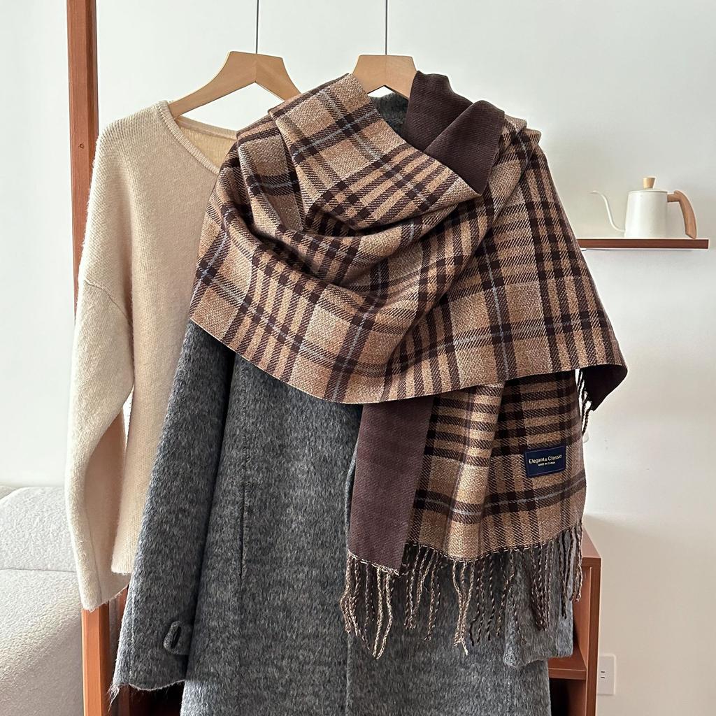 New Double sided Gradient Checkered Scarf for Men and Women in Autumn and Winter Warm and Fashionable Commuting Tassel Scarf