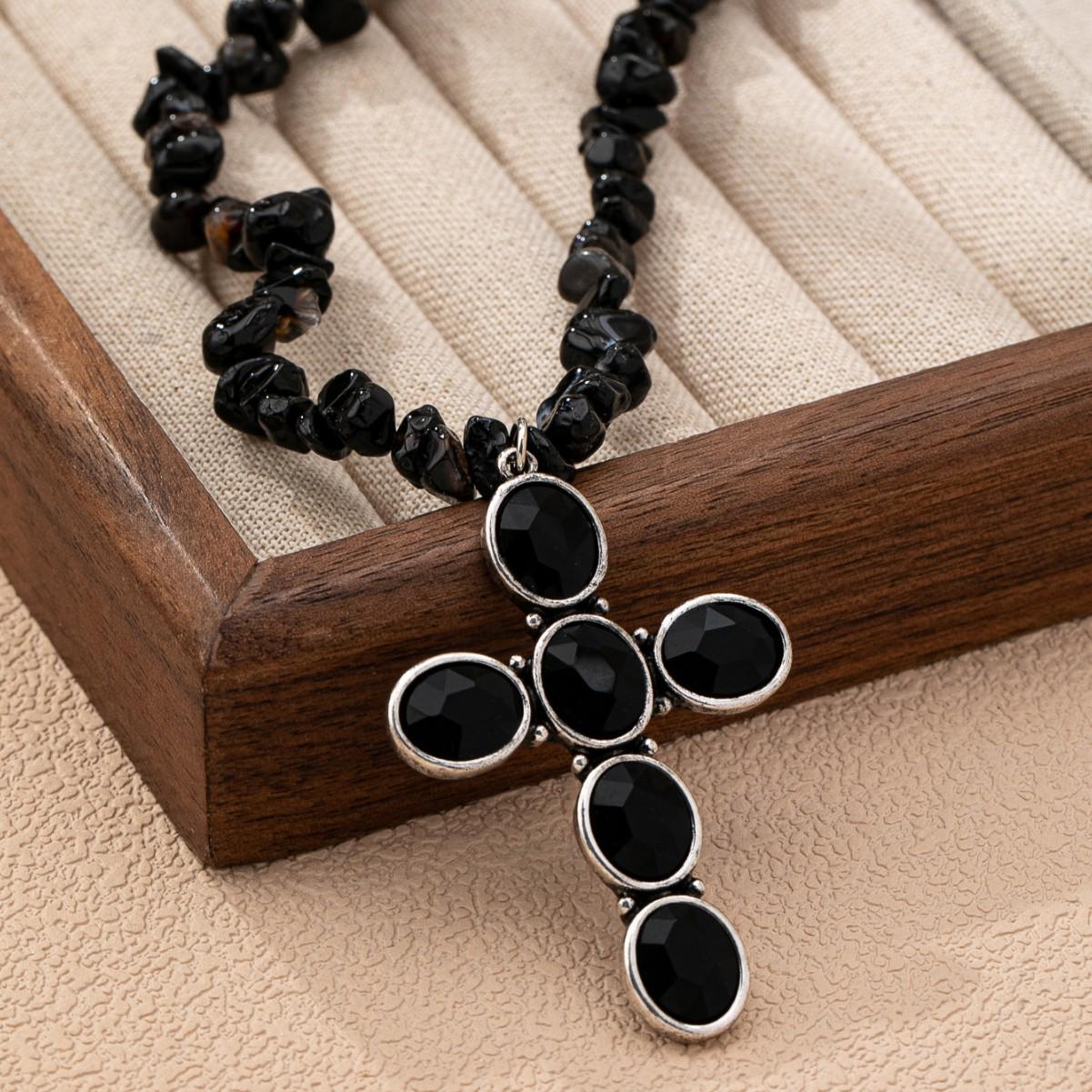 Bohemian Crushed Stone Cross Pendant Necklace for Women чёрный