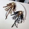Retro Fabric Bow Brooch Crystal Beauty Head College British Style Shirt Collar Pin Bowknot Lapel Pins for Women Accessories