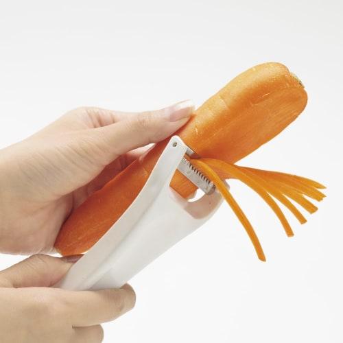 Kai KAI Dual-Purpose Peeler/Julienner with Potato Peeler and Shredder, White, Made In Japan, DH8014