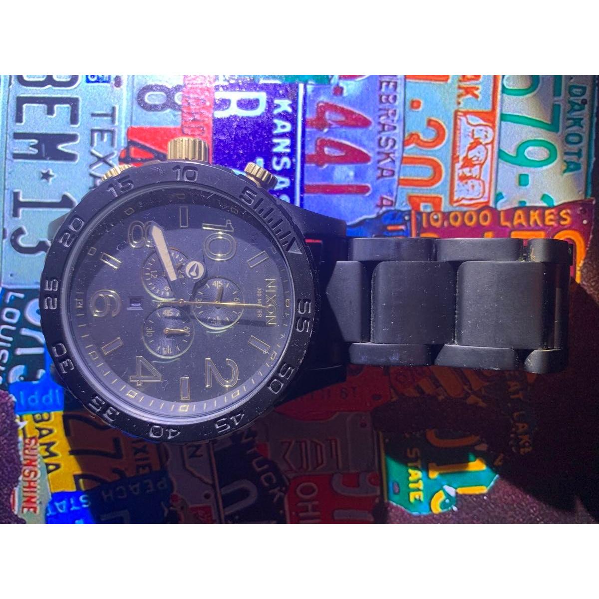 Used Nixon Chronograph Watch (Used Good Condition) Watch