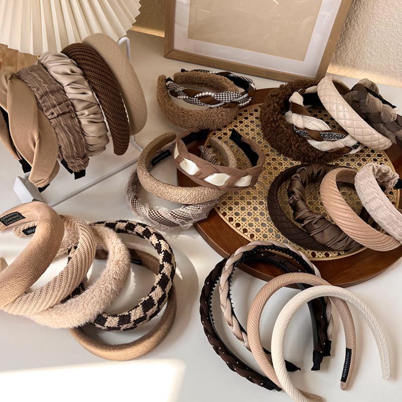 Autumn/Winter Fashion Brown Color Headbands Sponge Wide Crystal Hair Bands for Woman Temperament Hair Hoop Hair Accessories