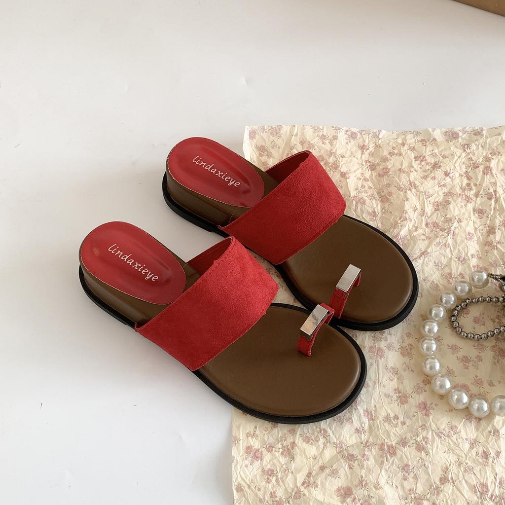 Red retro versatile slope heel heightening one-word slippers for women's summer wear 2025 new high-end French cool slippers