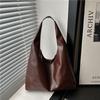 Autumn and winter large-capacity bag women's new fashion high-end commuter handbag shoulder armpit bag