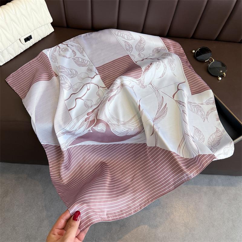 

New Floral Print Soft Satin Scarf Women 70cm Spring Summer Bandana Neckerchief Versatile Hair Band Head Wrap Bag Scarf 70X70CM
