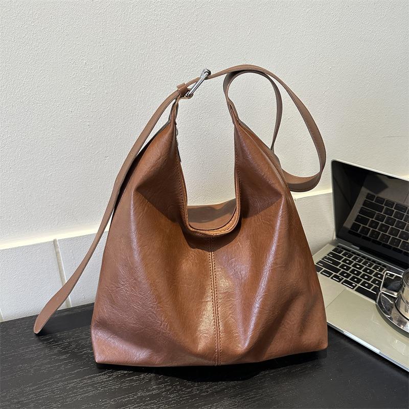 Popular Fashion Korean Version of Versatile Shoulder Underarm Bag Commuter Texture Solid Color Handbag Tote Bag Women