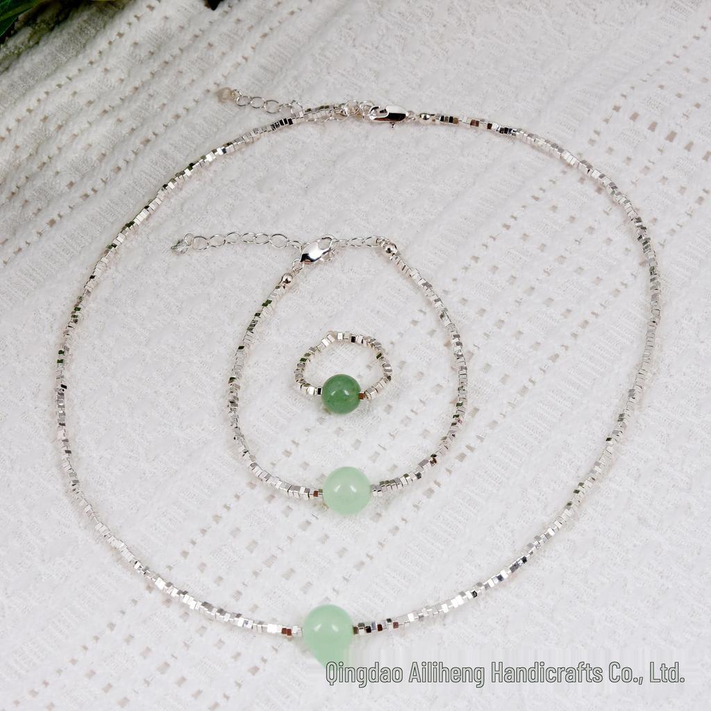 Elegantly Crafted 925 Silver Clavicle Necklace - Trendy, Unique Design for a Luxurious Birthday Gift