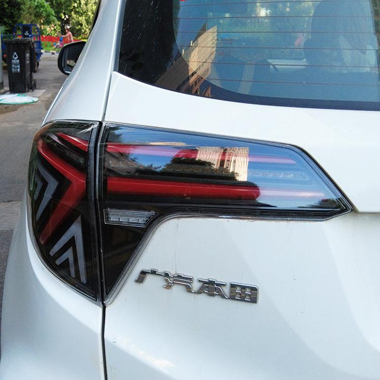 LED Tail Light Assembly with Flowing Turn Signal for 15-22 Honda Vezel - Reversing & Daytime Running Lights