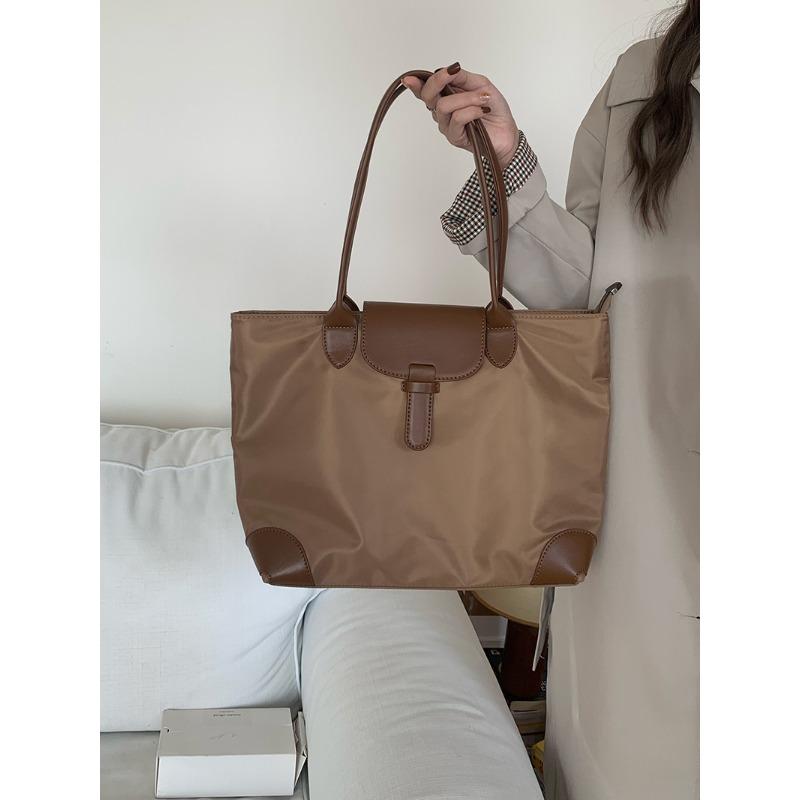 

Сумка большой вместимости для женщин Новая наплечная сумка для поездок на работу Большая сумка для студентов для занятий Нейлоновая ткань Универсальная сумка-тоут