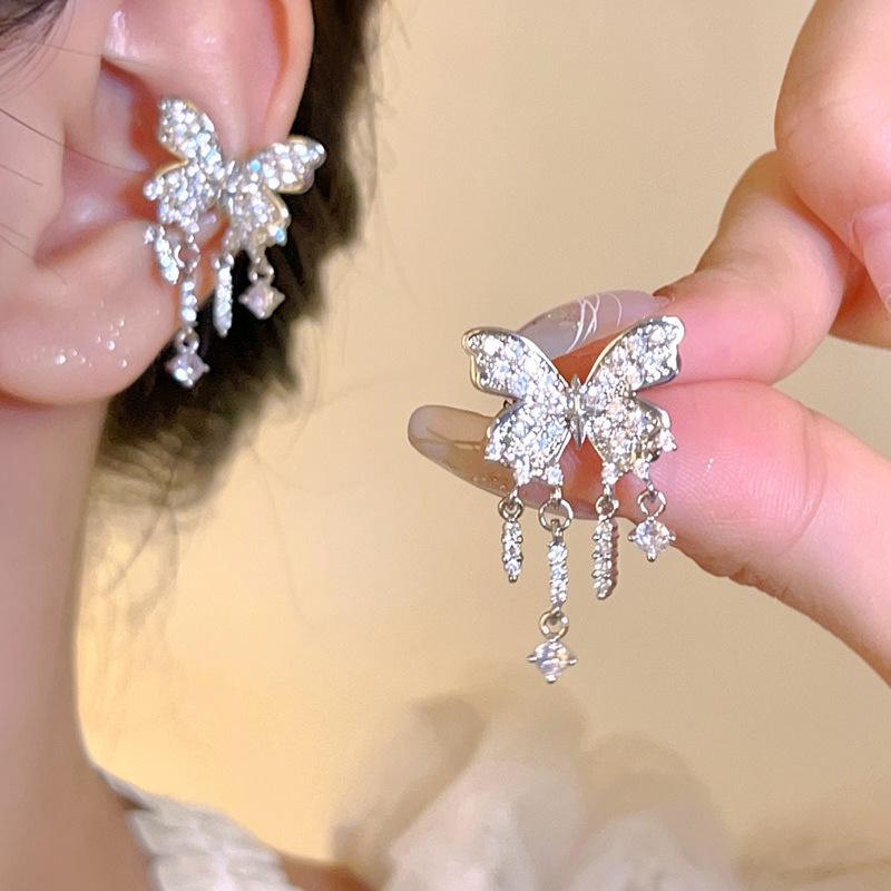 Butterfly Tassel Elf Ear Cuff – No Piercing Women s Niche Design Earring