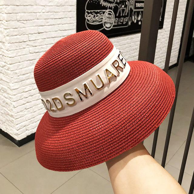 Women's summer flat-top sun hat Fashion hollow vintage straw hat Hand-woven summer travel sun hat