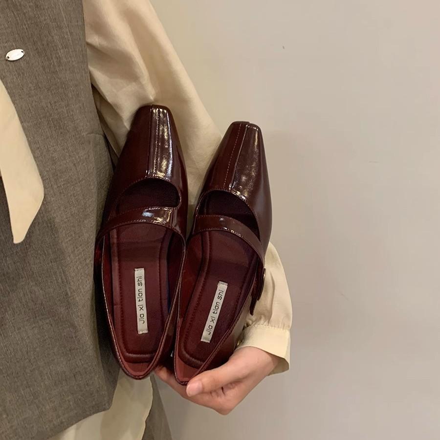 French Retro Temperament Light Mouth Single Shoes Girl 2025 Spring New Fairy High Sense Low Heel Mary Jane Small Leather Shoes