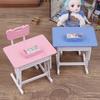 1 Satz Miniatur Puppenhaus Schultisch Stuhl + Stiftebox Rollenspiel Schreibwarenmodell für Puppenzubehör Spielzeug