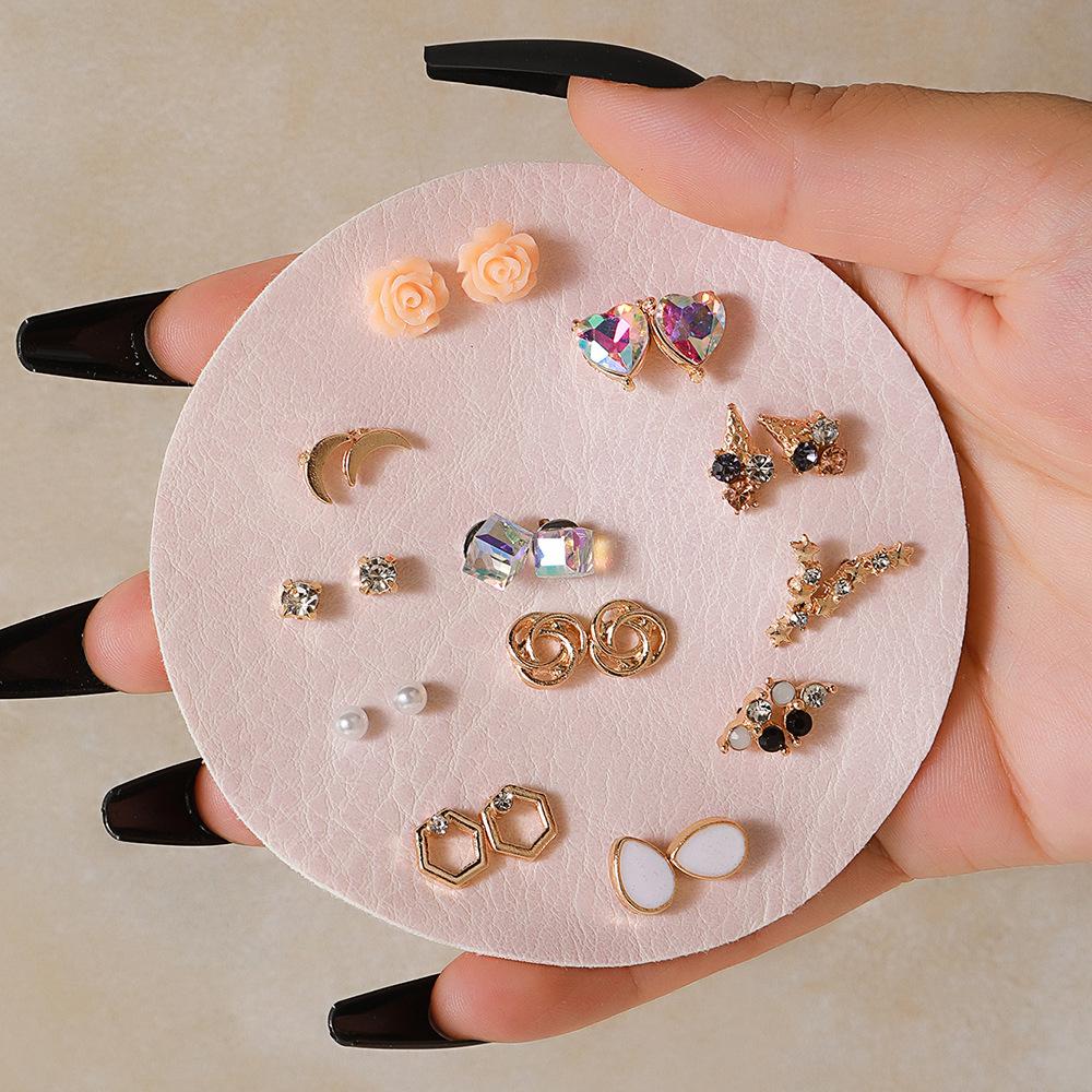 European and American Jewelry 11 Pairs of Geometric Circle Flower Diamond Stud Earrings Set, Korean Version of Sweet Pearl Stud Earrings for Women