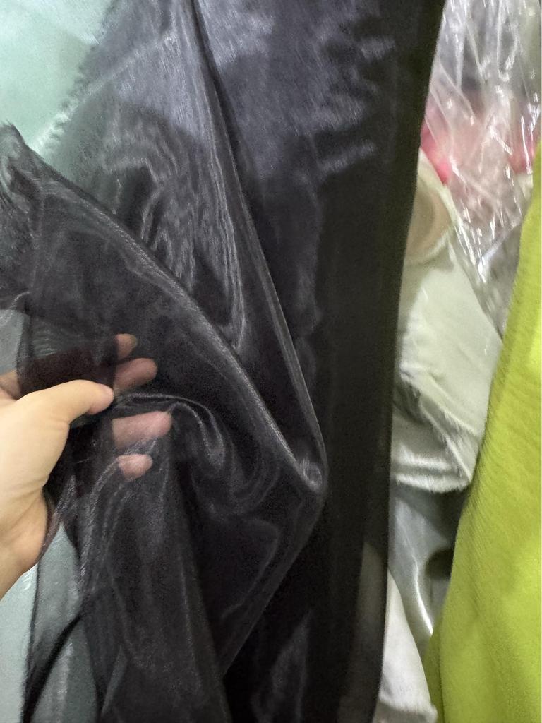 White Water Gauze: Light, Flowing, Transparent Yarn for Wedding Decor & Creative Exhibitions