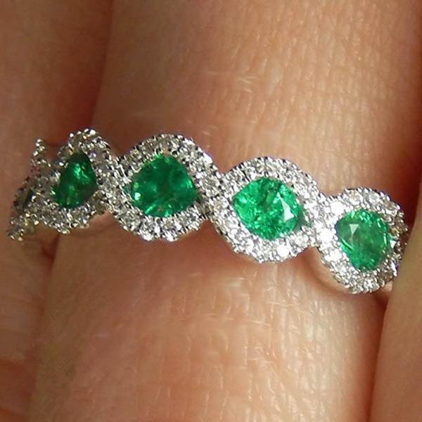 HUITAN  New Come Luxury Ring Band Infinity Lucky Women Ring With Green Red CZ Stone Fashion Jewelry Neo-Gothic Ring