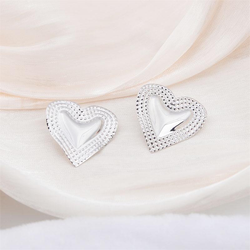 Gold Color Metal Heart Stud Earrings for Women Three-layers Uneven Side Love Heart Female Earrings Punk Cool Ear Jewelry