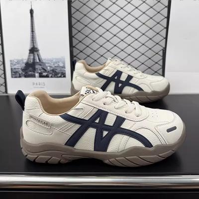 Flat Bottom Non-slip Versatile Sports Shoes 2025 New Women's Autumn Models Popular Lightweight Soft Sole Not Tired Feet Casual Shoes
