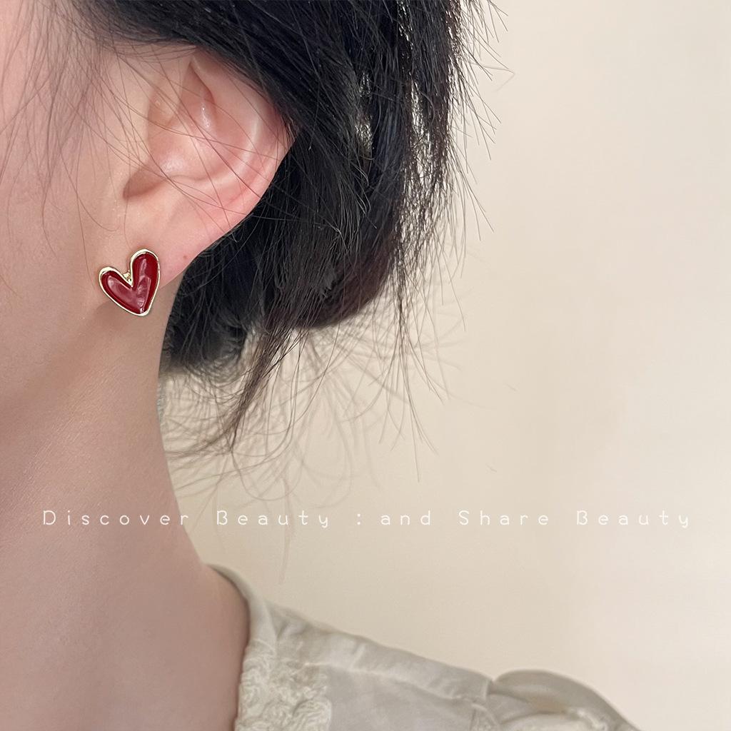 French Style Ombré Drip Paint Heart Stud Earrings for Women, Niche Artistic Sweet Personalized Fashion Jewelry Trending Gift Idea