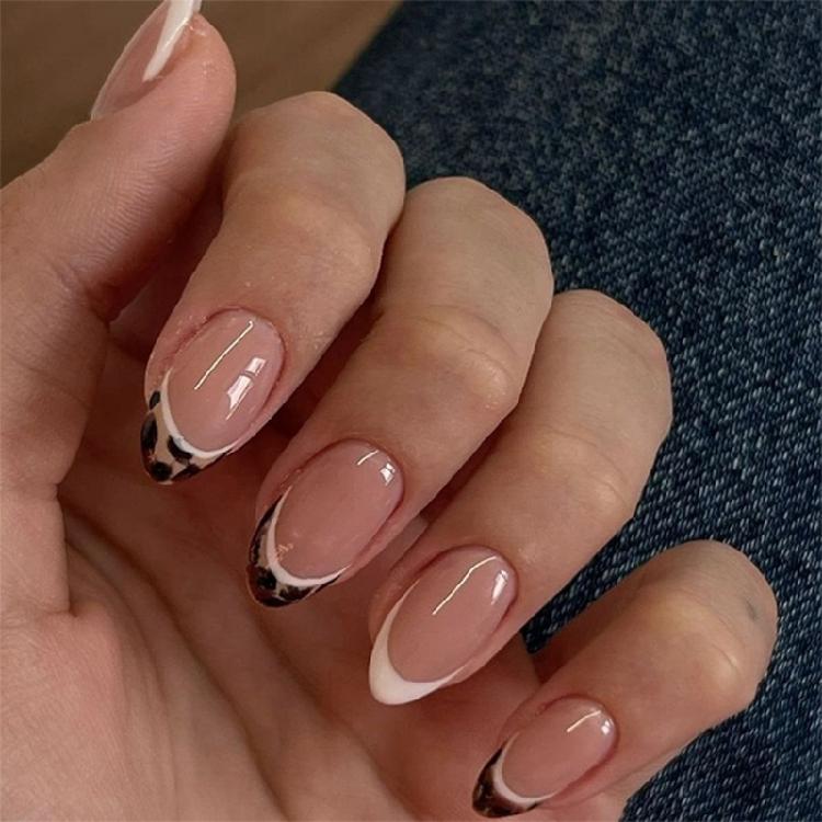 24pc Christmas Snowflake Press On Nail Black Winter Artificial Nail With Quick Application For Festive Celebrations