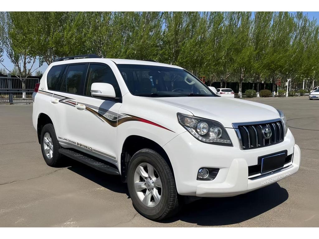 Personalized Colorful Stripes for Toyota Prado 2010-2023: Car Body Decals & Modified Stickers
