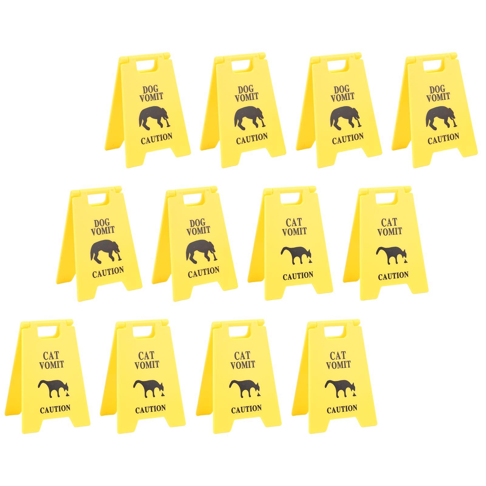 

Cat Vomit Caution Sign Plastic Innovative Design Obvious Dogs Vomits Warning Sign for Indoor