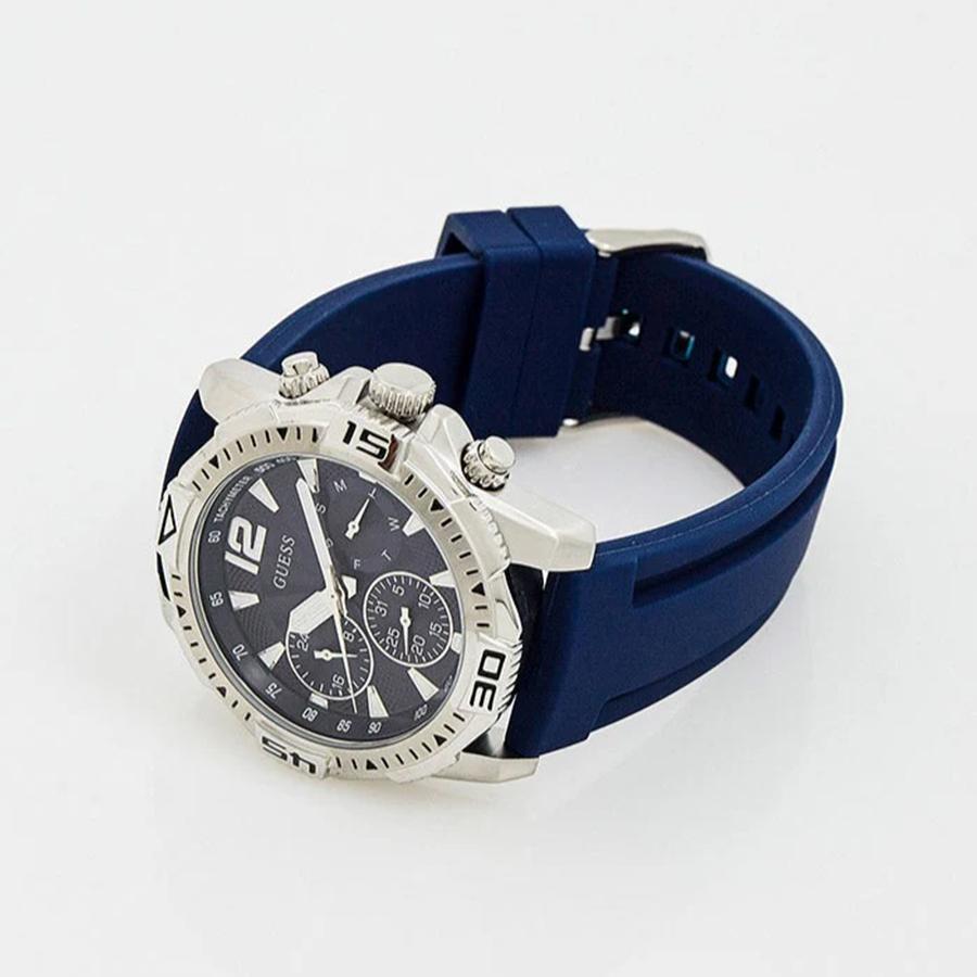 Guess Men's GW0211G1 Silver Stainless Steel Quartz Casual, Silver, Quartz Movement GW0211G1