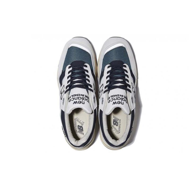 New Balance 1530 Shoes Grey/Black Sneakers M1530GG
