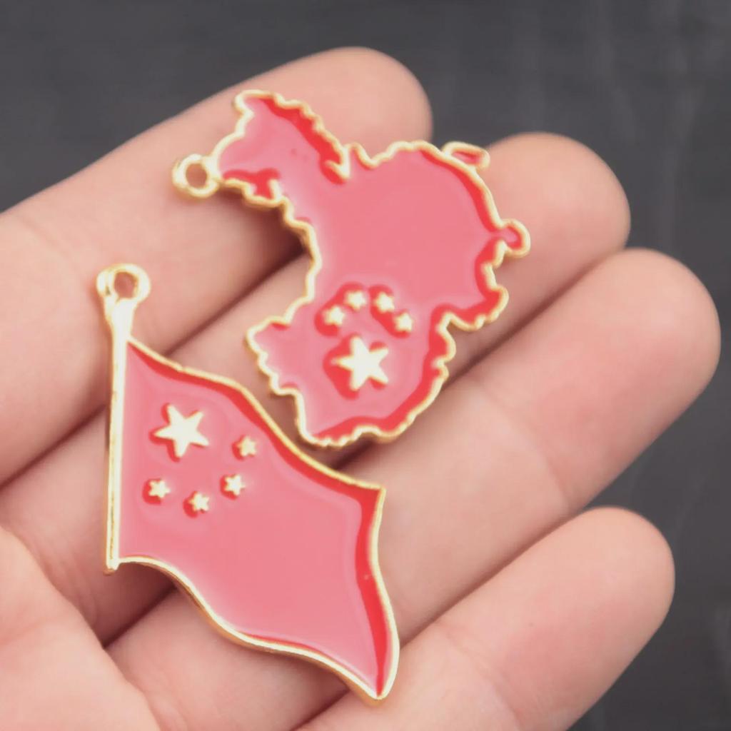 Creative China Map Flag Keychain: Patriotic Pendant - Ideal for National Day or New Year's Gifts
